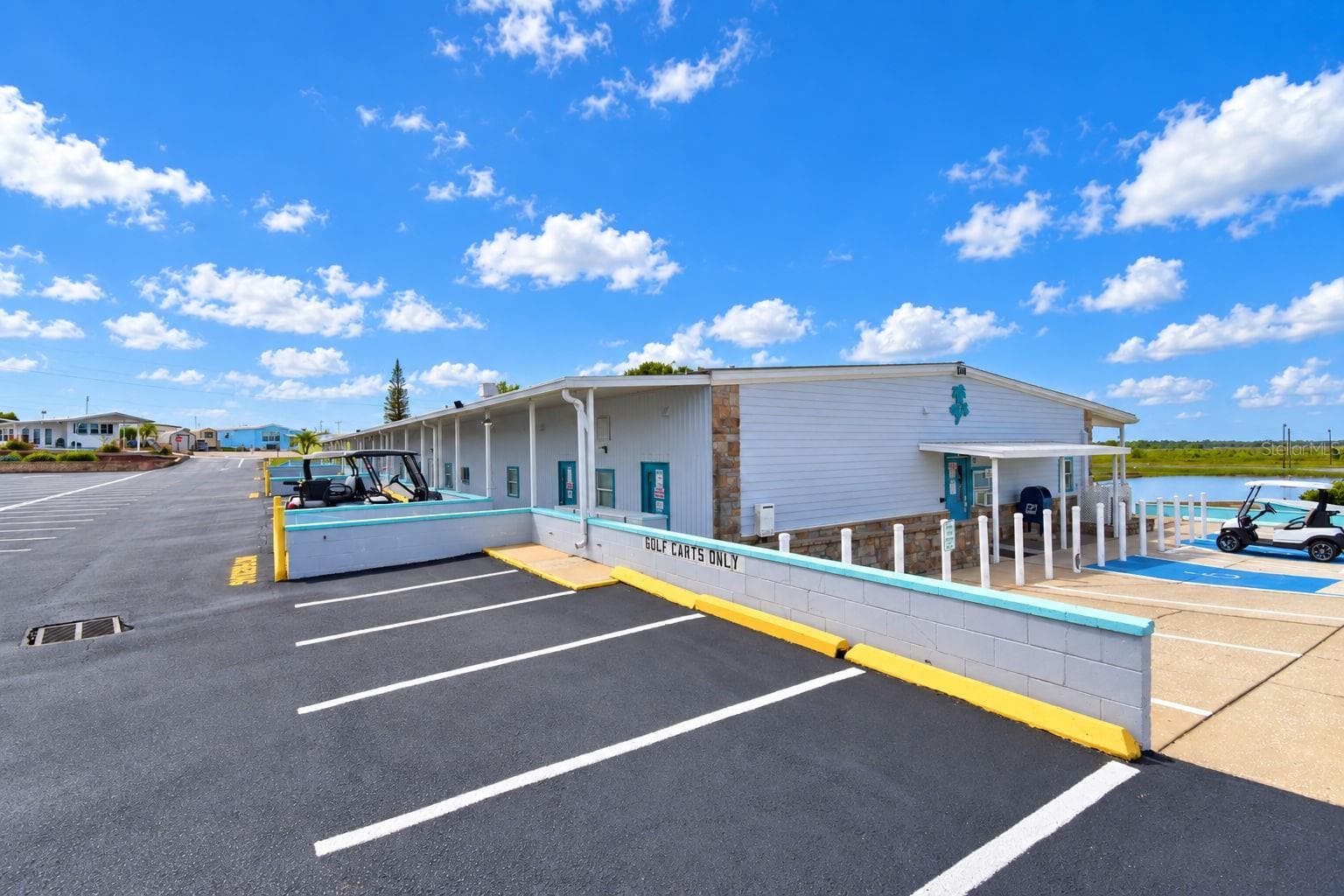 Manufactured Home at 251 PATTERSON RD #D4, HAINES CITY, photo 32 of 40