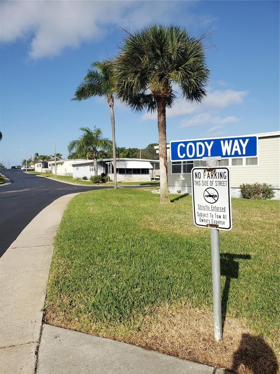 CODY WAY FROM WITHIN THE COMMUNITY - 39820 US HIGHWAY 19 N #160, TARPON SPRINGS
