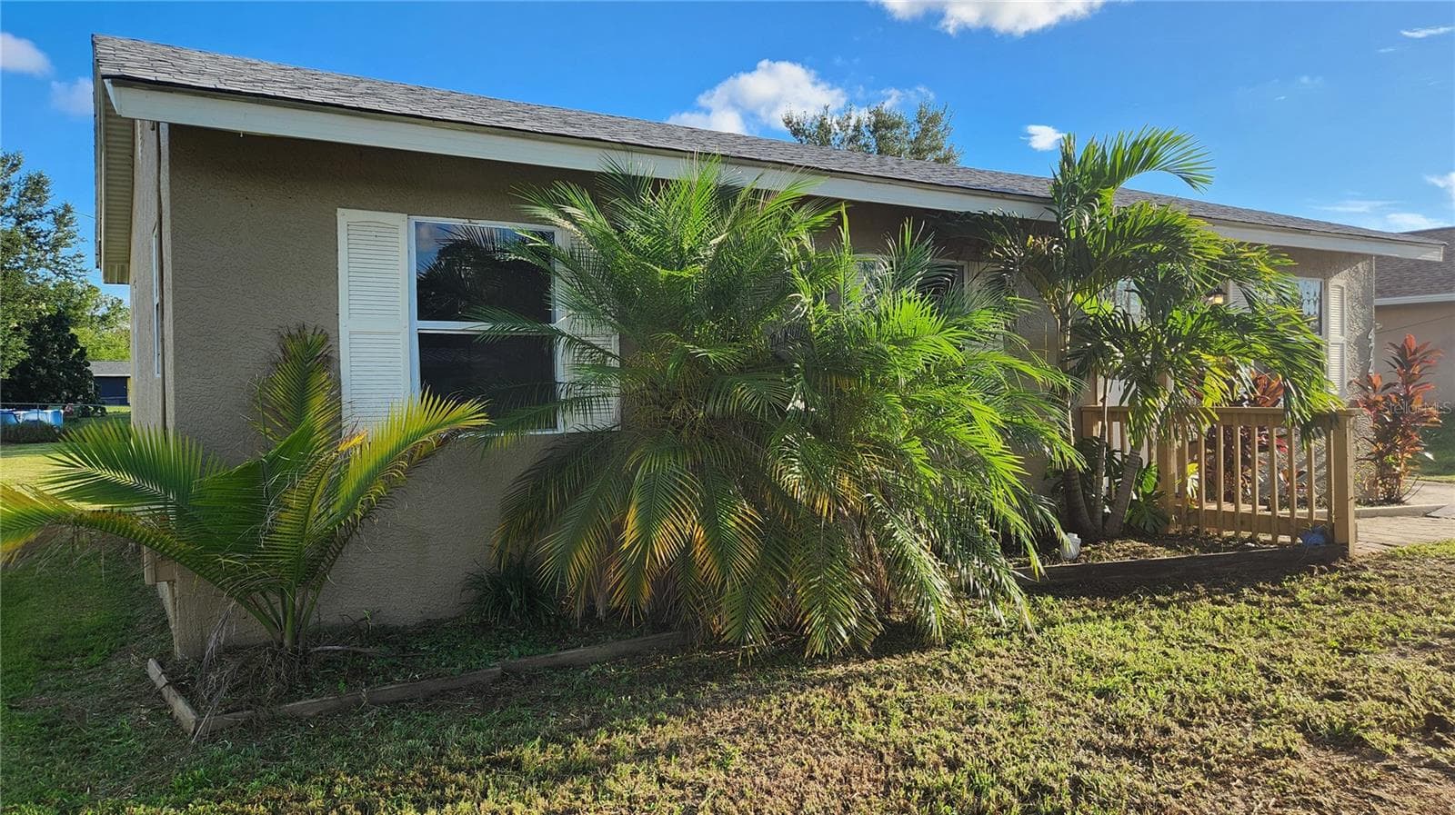 Single Family Residence at 4725 KNOLLWOOD DR, PUNTA GORDA, photo 3 of 15