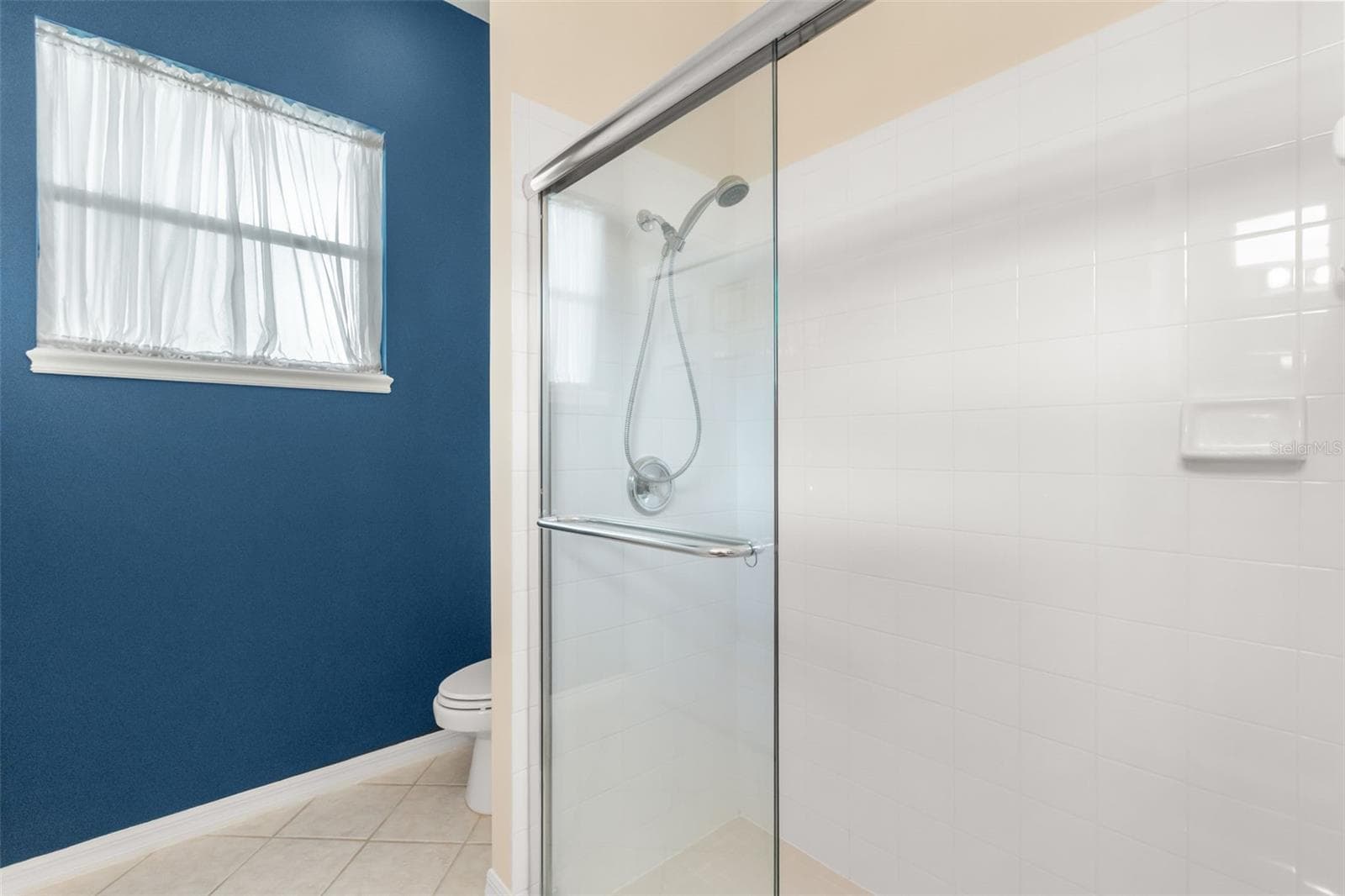 Bedroom Two En Suite - 1249 WATERWITCH COVE CIR, ORLANDO