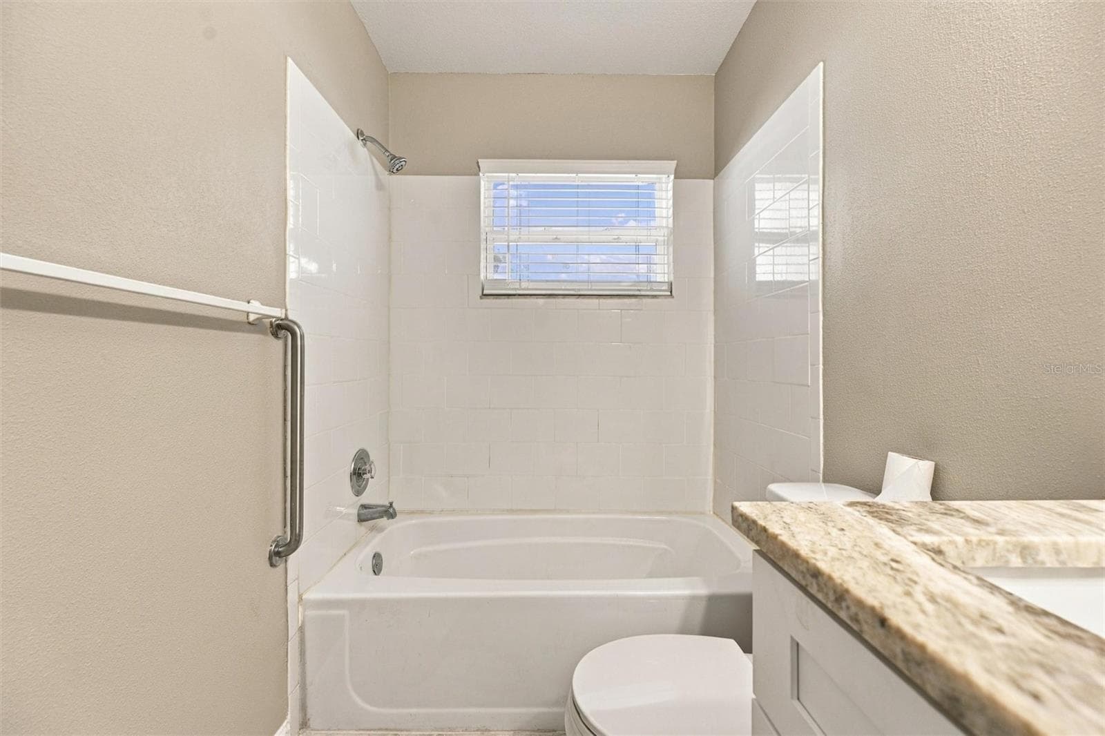 Single Family Residence at 3205 DUNBAR DR, SARASOTA, photo 25 of 41