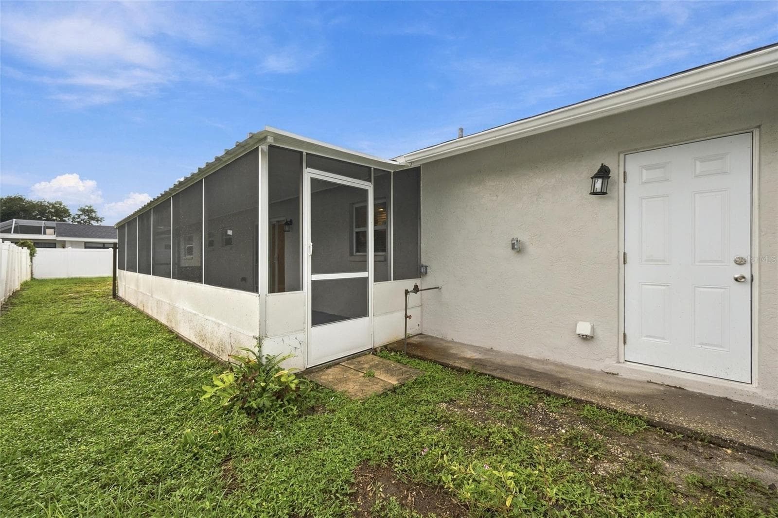Single Family Residence at 3205 DUNBAR DR, SARASOTA, photo 33 of 41