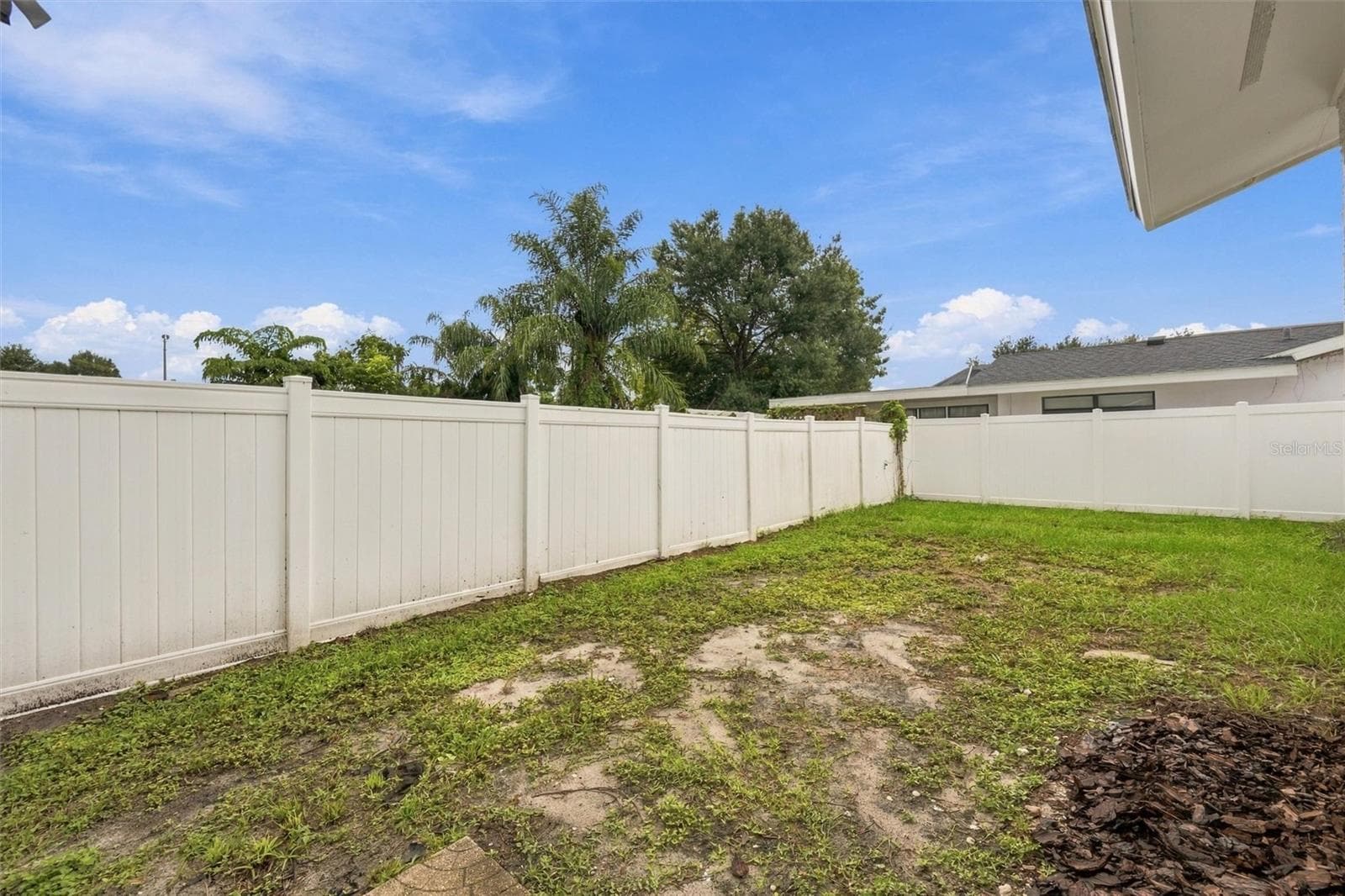 Single Family Residence at 3205 DUNBAR DR, SARASOTA, photo 38 of 41