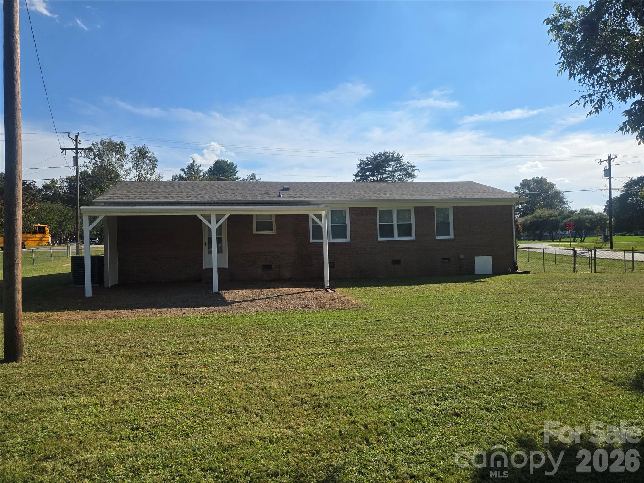 Single Family Residence at 421 Nixon Road, Statesville, photo 24 of 29