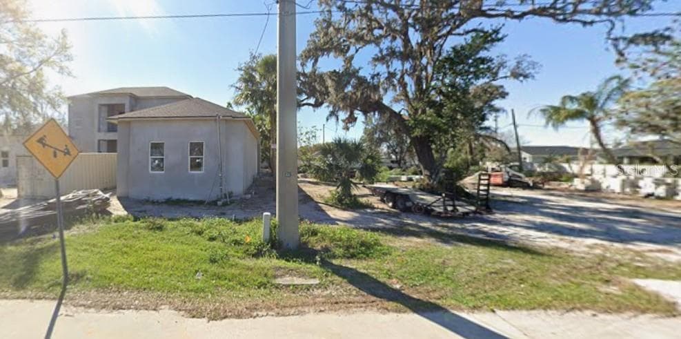 FRONT RIGHT VIEW - 5605 PROVIDENCE RD, RIVERVIEW
