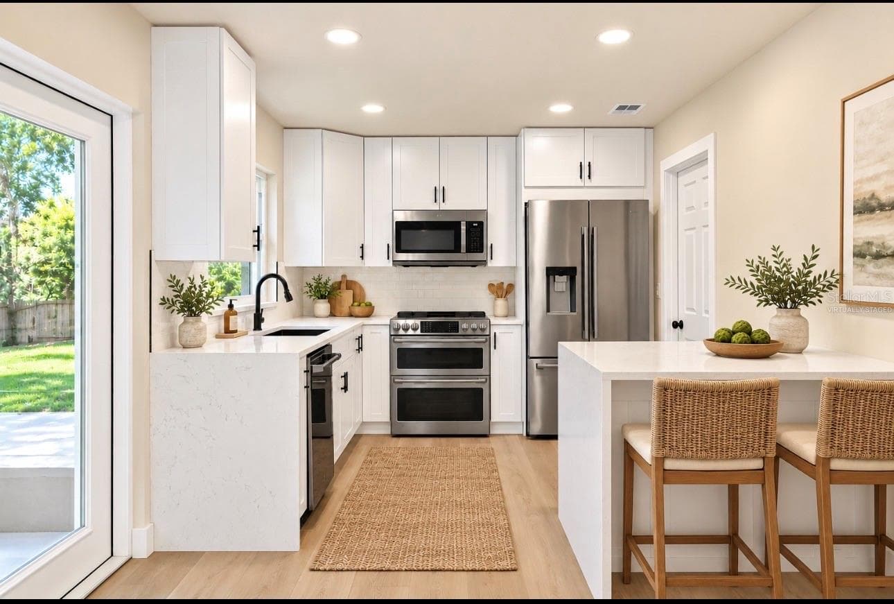 Virtually staged kitchn - 140 BOMBAY AVE, WINTER SPRINGS