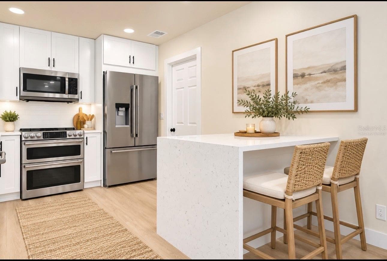 Virtually staged kitchen - 140 BOMBAY AVE, WINTER SPRINGS