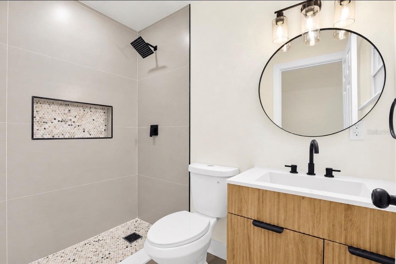 Master Bath - 140 BOMBAY AVE, WINTER SPRINGS