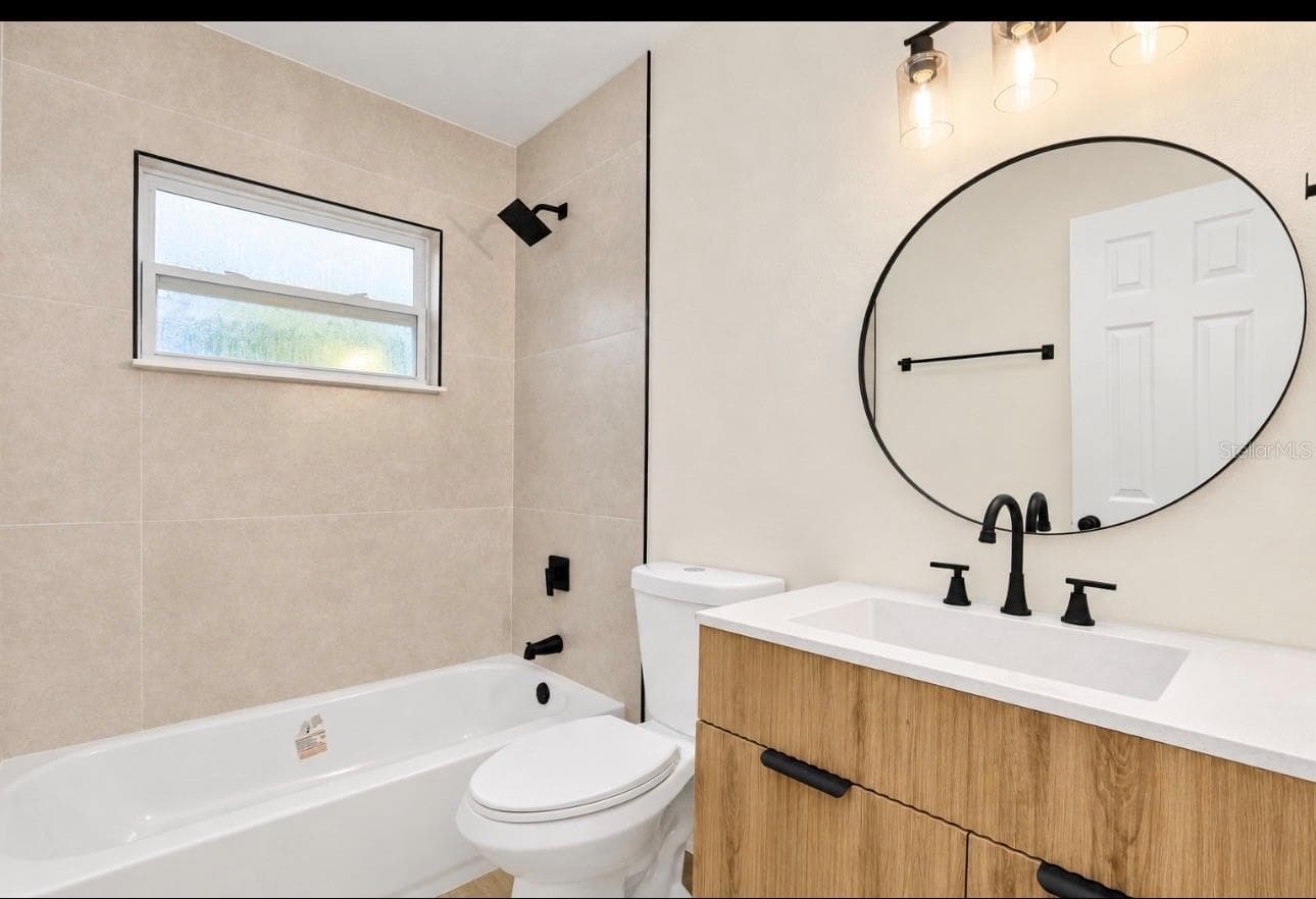 Second bathroom - 140 BOMBAY AVE, WINTER SPRINGS