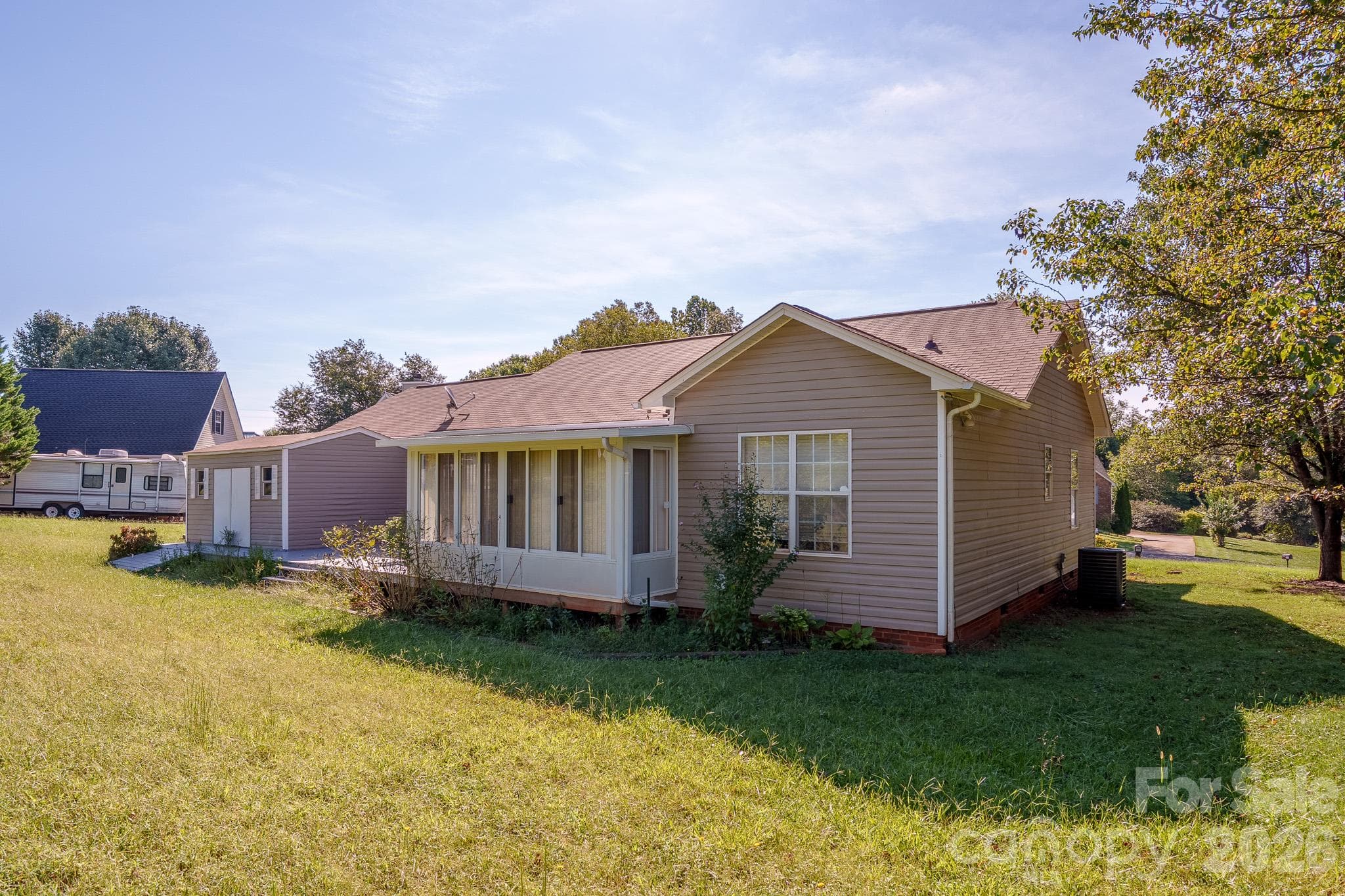 RIGHT BACK ANGLE - 2065 Gary Lane, Hickory