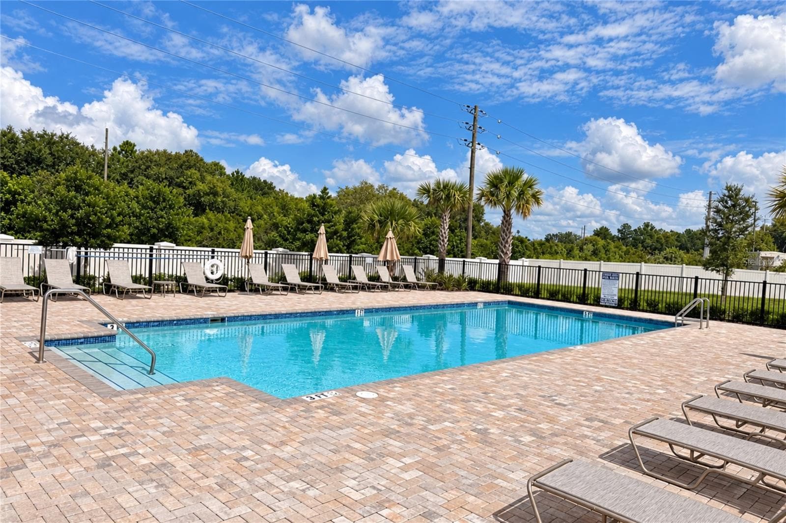 Community Pool - 3110 EMERALD ACRES LN, SANFORD