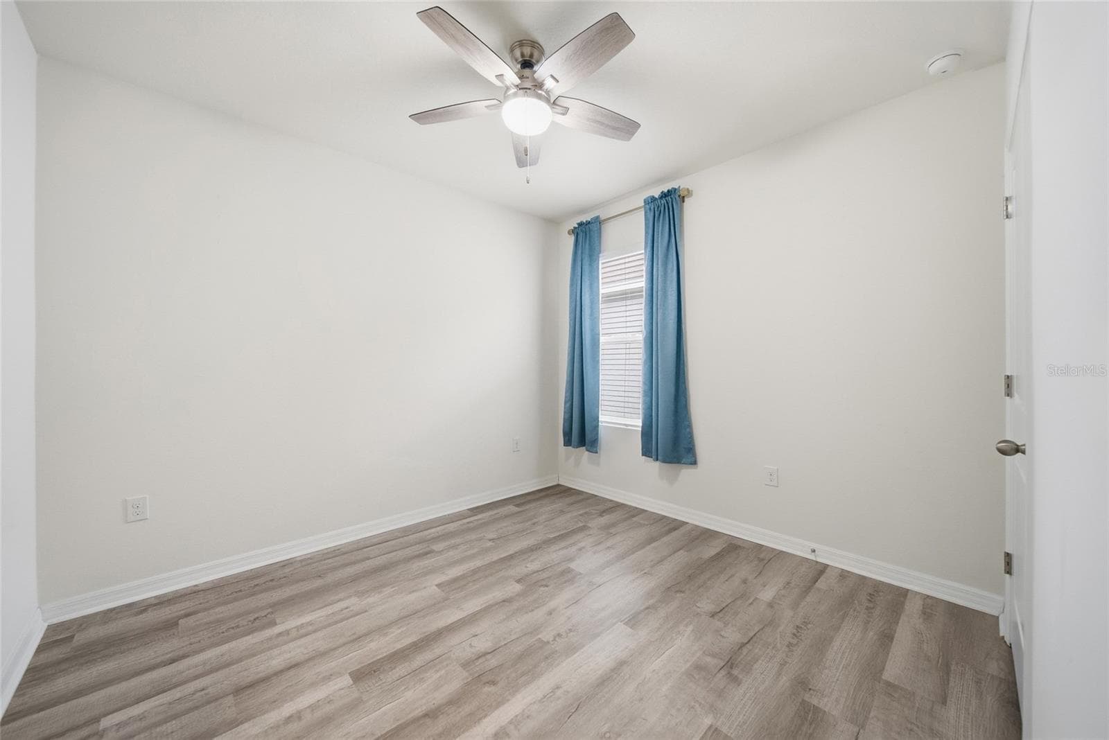 Single Family Residence at 3102 SUNCOAST PLAINS DR, ODESSA, photo 14 of 36
