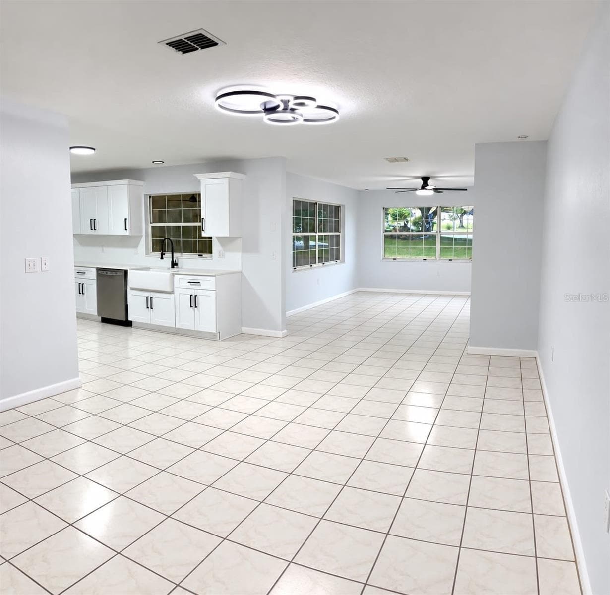Single Family Residence at 235 S LEE ST, BEVERLY HILLS, photo 5 of 57