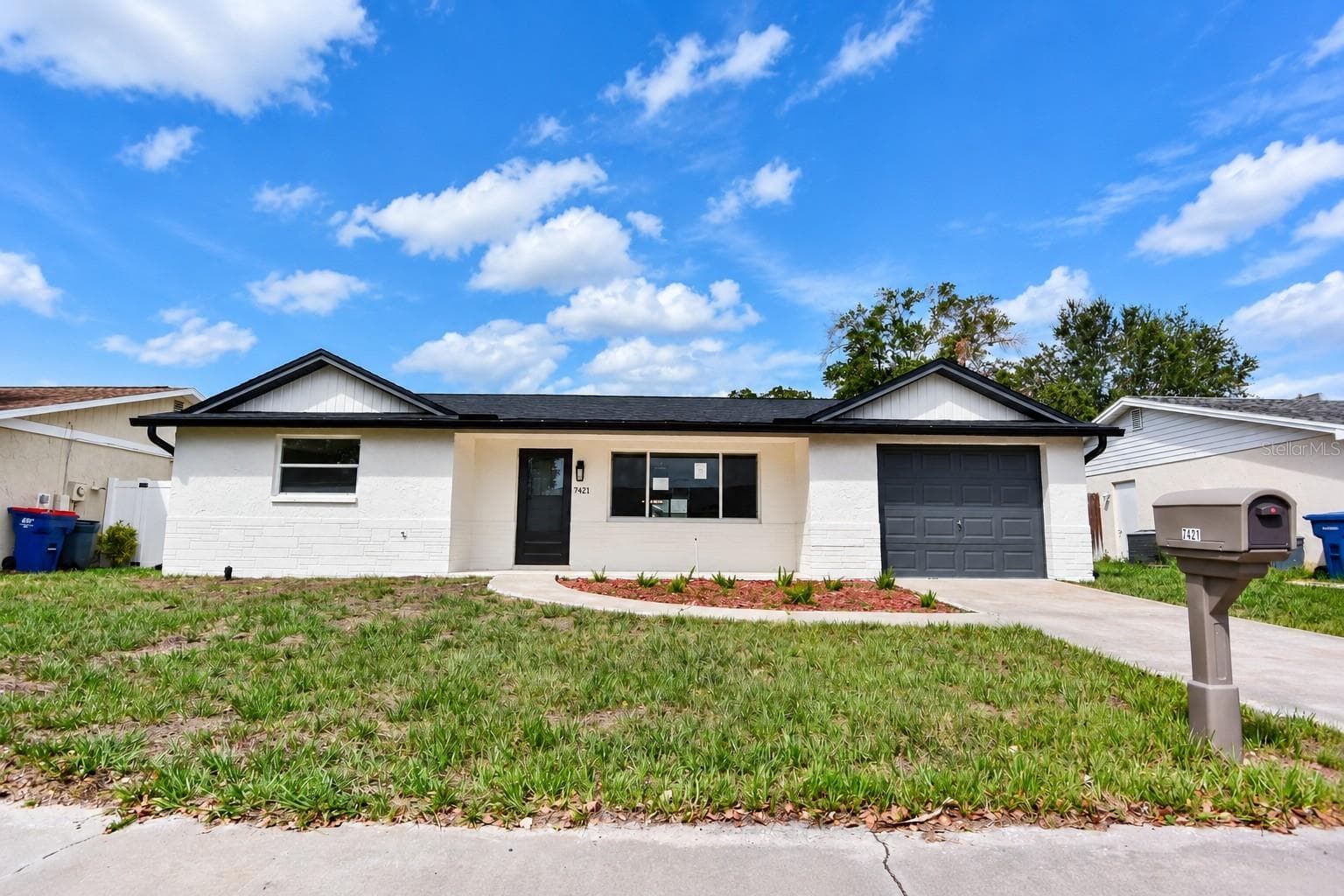 7421 SANDALWOOD DR