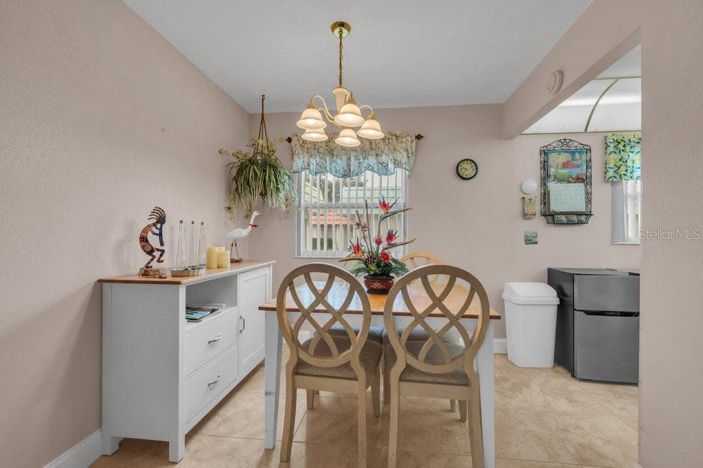 Dining Room - 1802 BEDFORD LN #9, SUN CITY CENTER