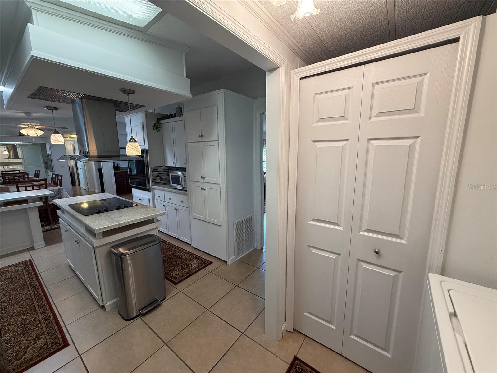 Manufactured Home at 12501 ULMERTON RD #181, LARGO, photo 13 of 58