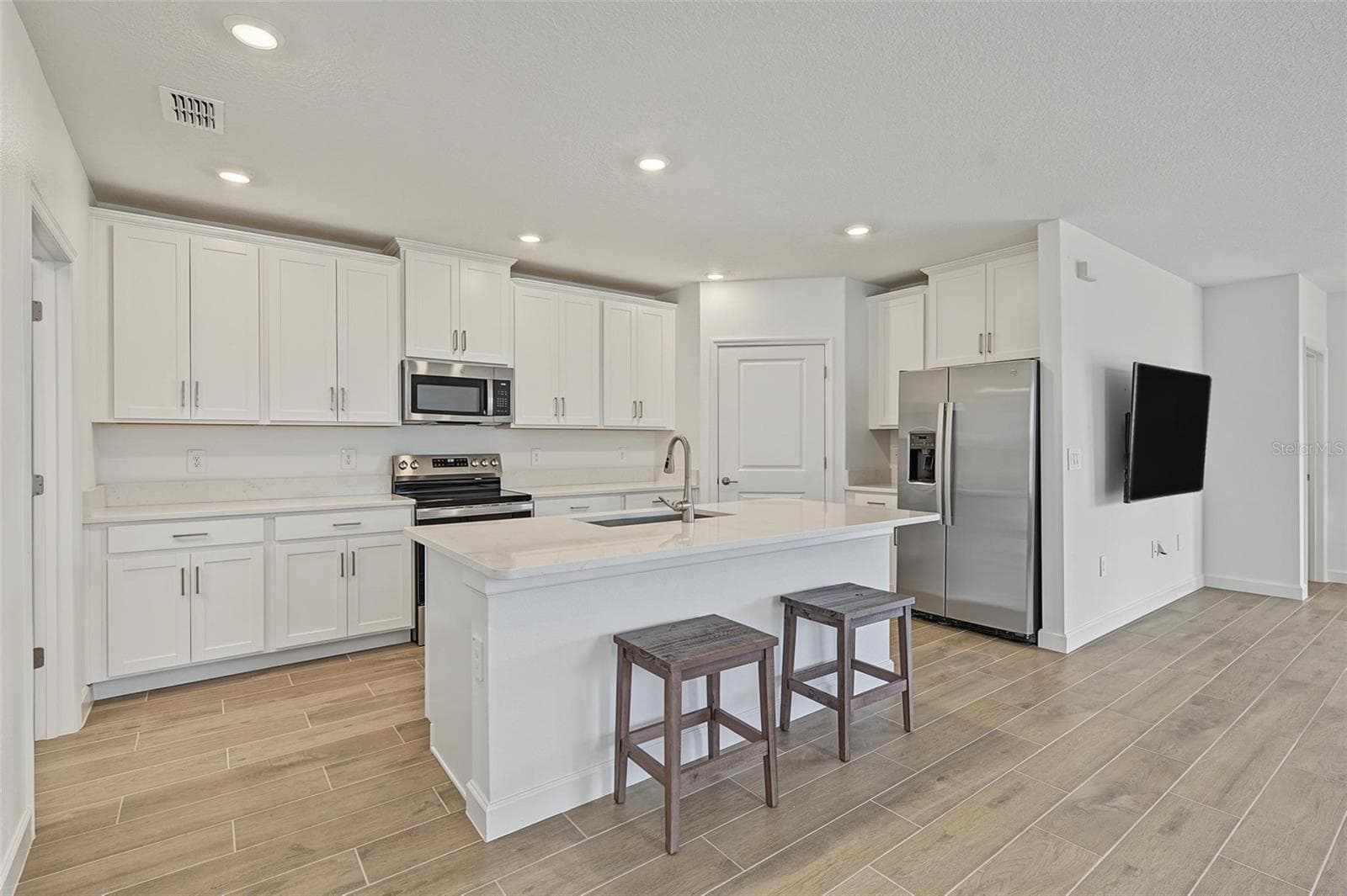 Villa at 32062 GRIFFIN SANDS LN, SAN ANTONIO, photo 8 of 85
