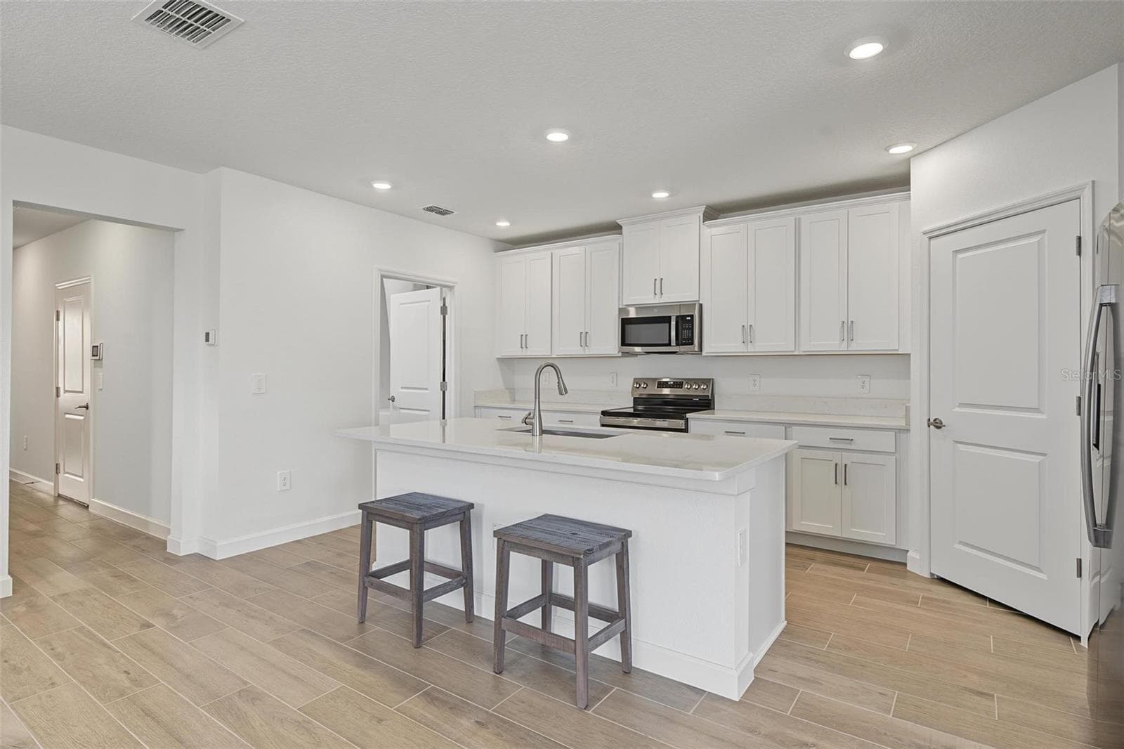 Villa at 32062 GRIFFIN SANDS LN, SAN ANTONIO, photo 10 of 85