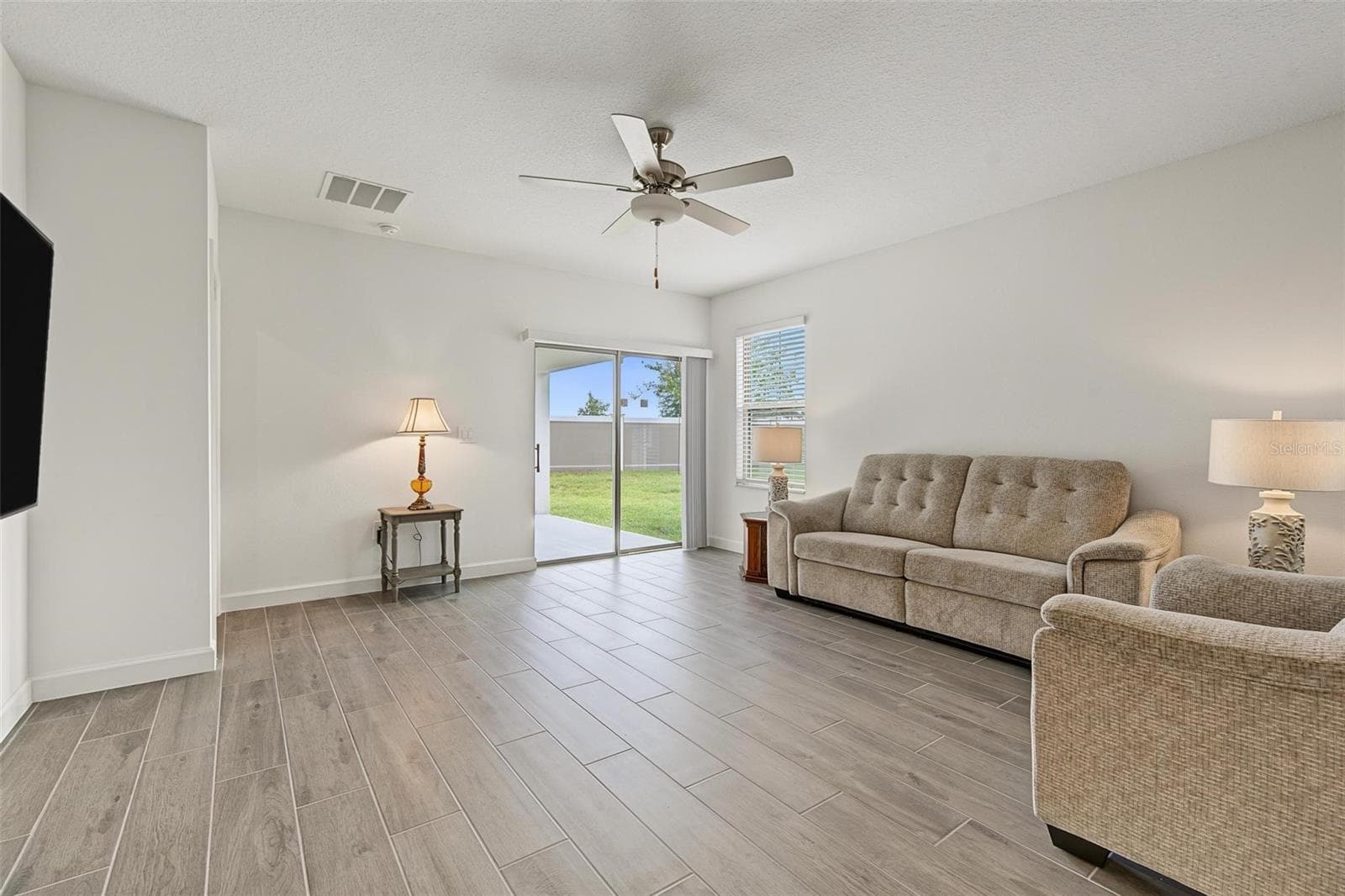 family room - 32062 GRIFFIN SANDS LN, SAN ANTONIO