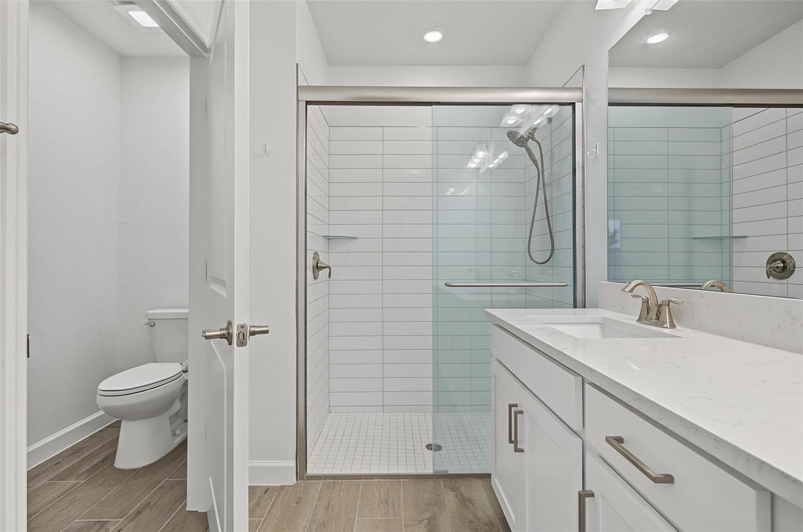 private water closet - 32062 GRIFFIN SANDS LN, SAN ANTONIO
