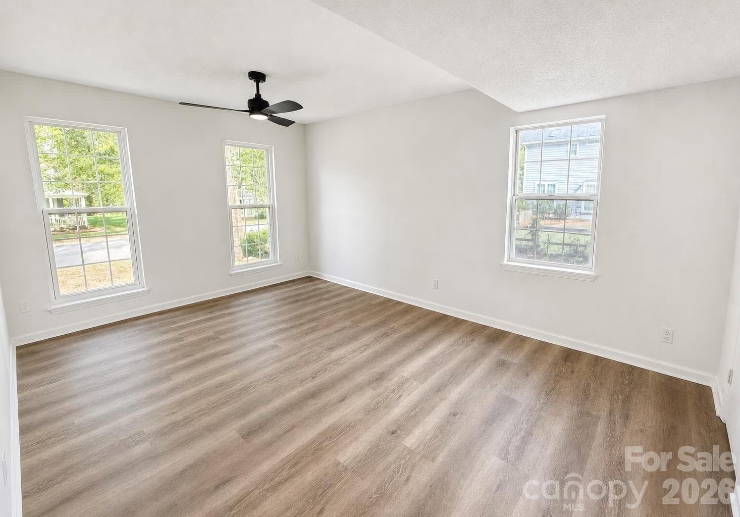 Single Family Residence at 10320 Conistan Place, Cornelius, photo 7 of 31