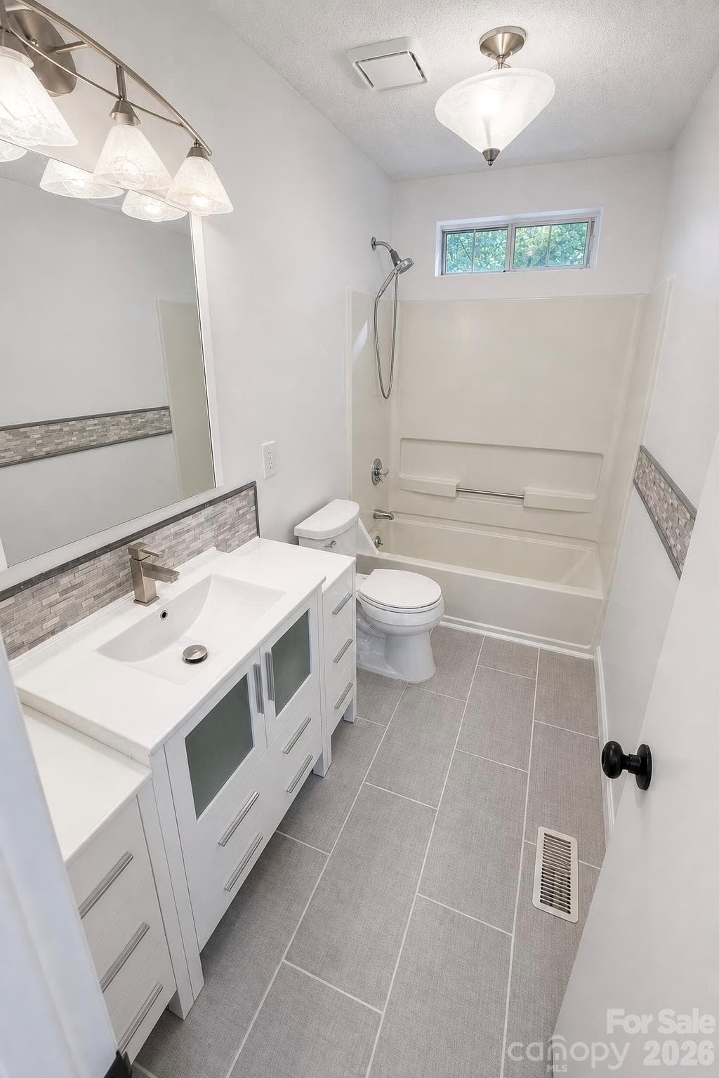 Single Family Residence at 10320 Conistan Place, Cornelius, photo 18 of 31
