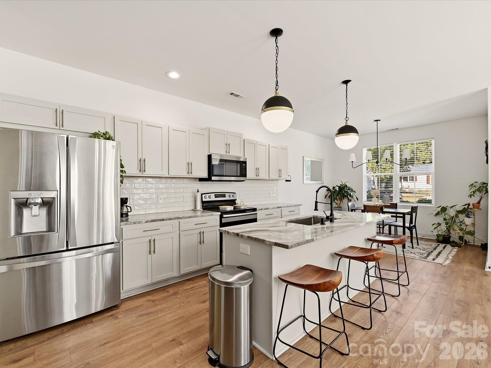Gourmet kitchen - 914 Flint Street Extension, Rock Hill