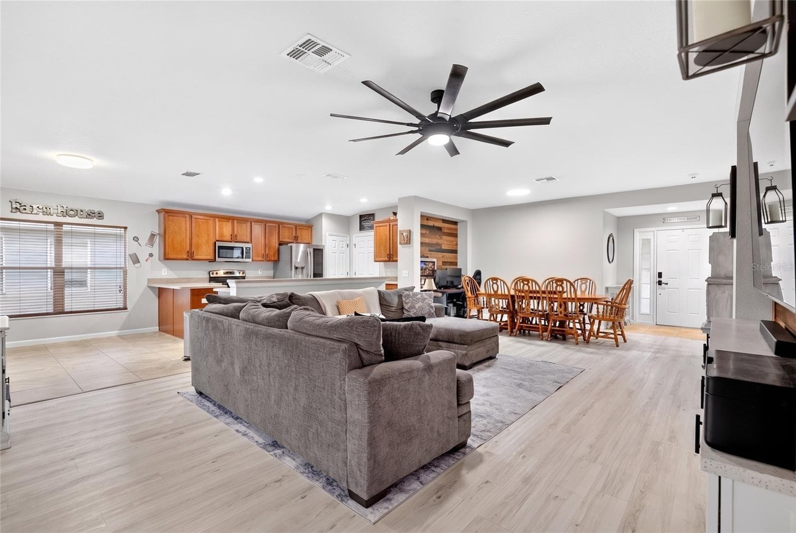 Single Family Residence at 4098 SW 47TH CT, OCALA, photo 8 of 62