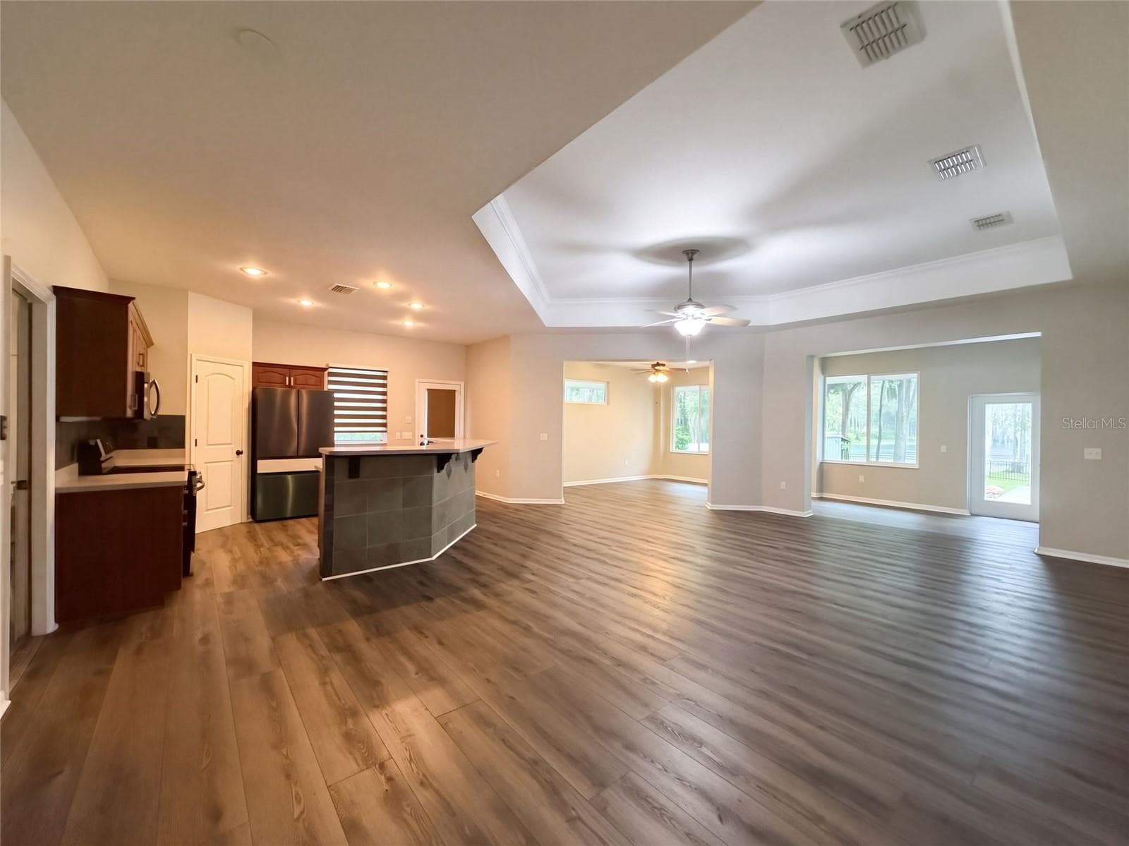 Single Family Residence at 219 WILLOW BEND PKWY, LUTZ, photo 3 of 28