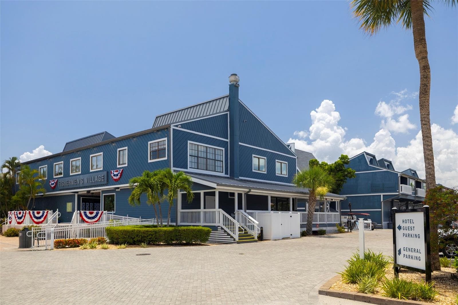 Single Family Residence at 801 ROYAL POINCIANA, PUNTA GORDA, photo 41 of 42