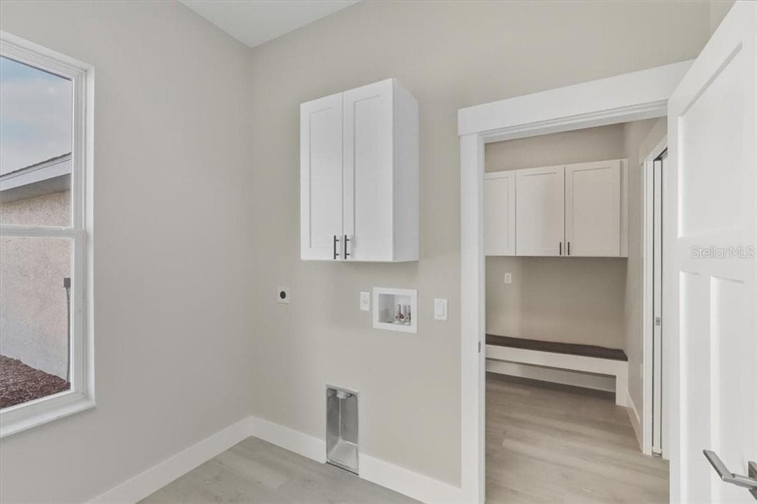 laundry room - 1464 N Hambletonian DR, HERNANDO FL 34442