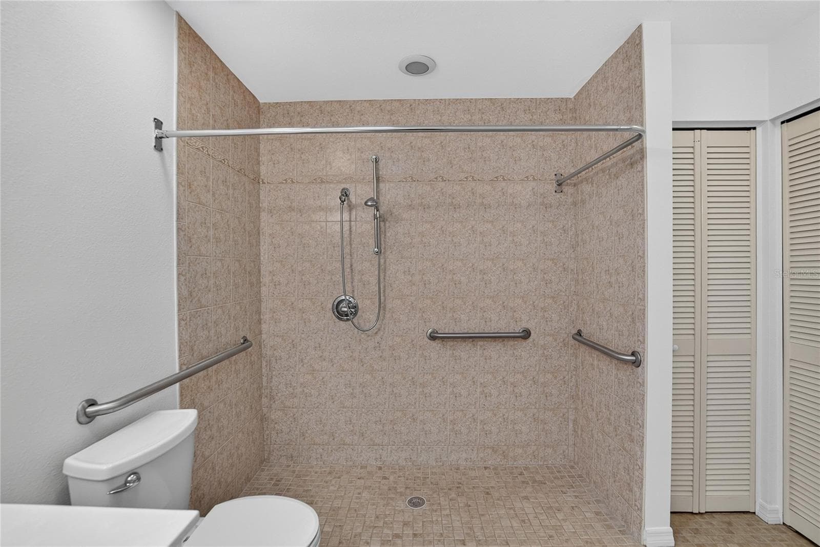 Primary Shower - 1308 LELAND DR #1308, SUN CITY CENTER