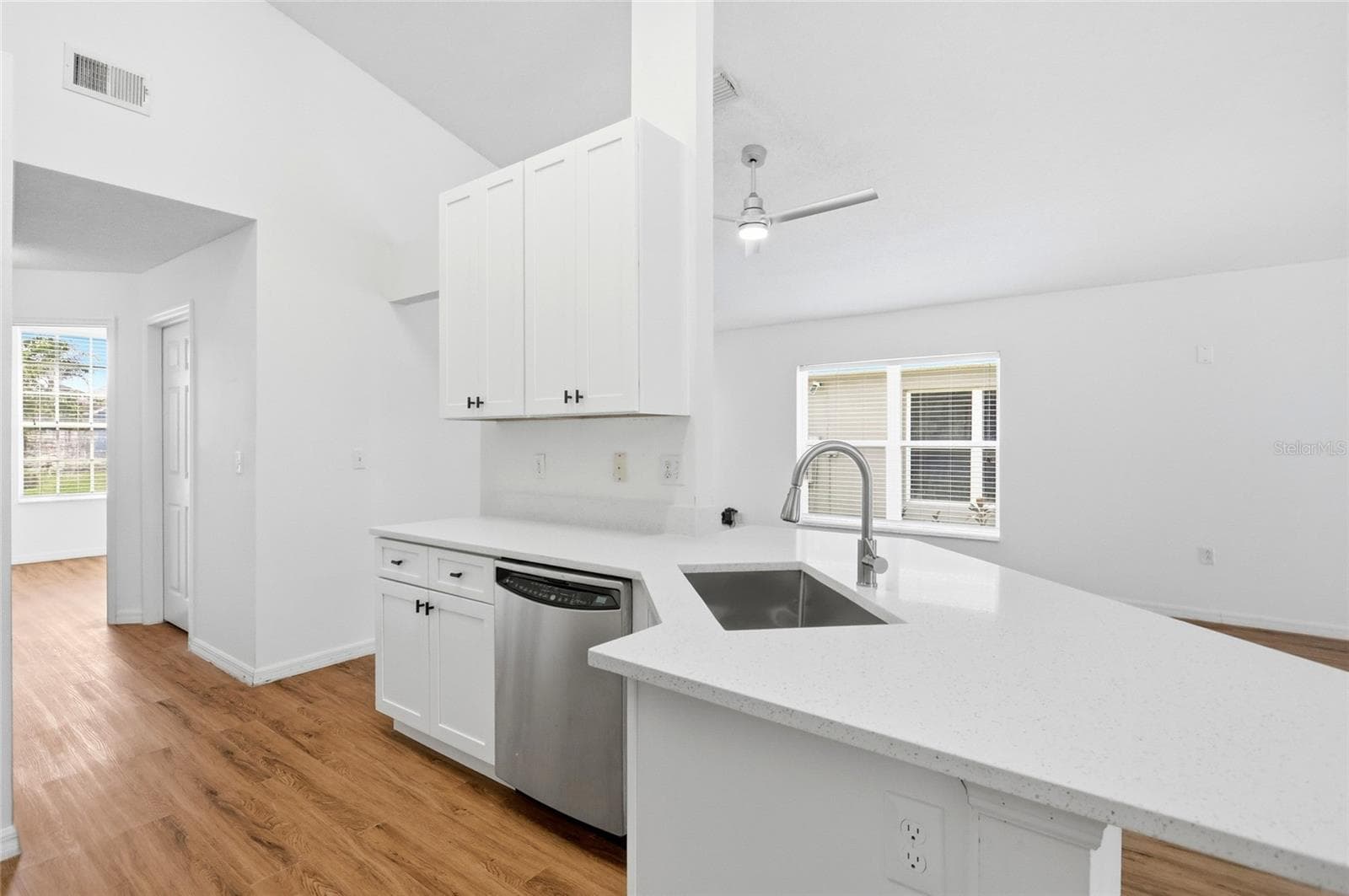 Single Family Residence at 1500 CASTERTON CIR, DAVENPORT, photo 12 of 36