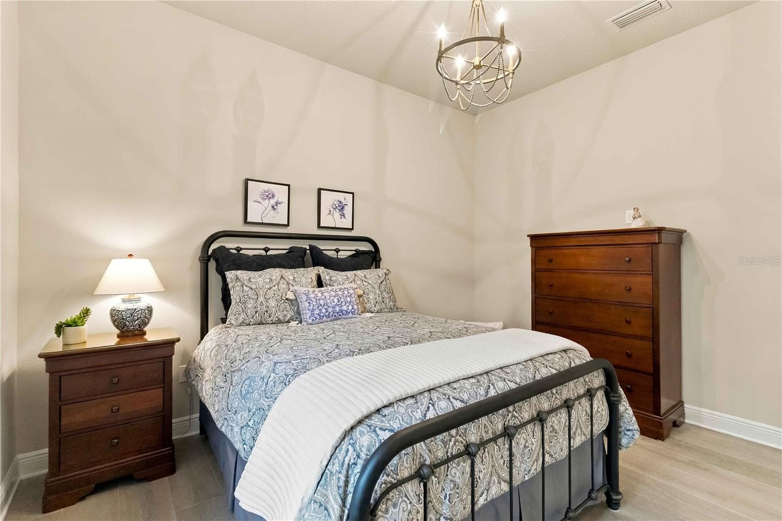 Private Bedroom Retreat - 1906 151ST TER E, PARRISH