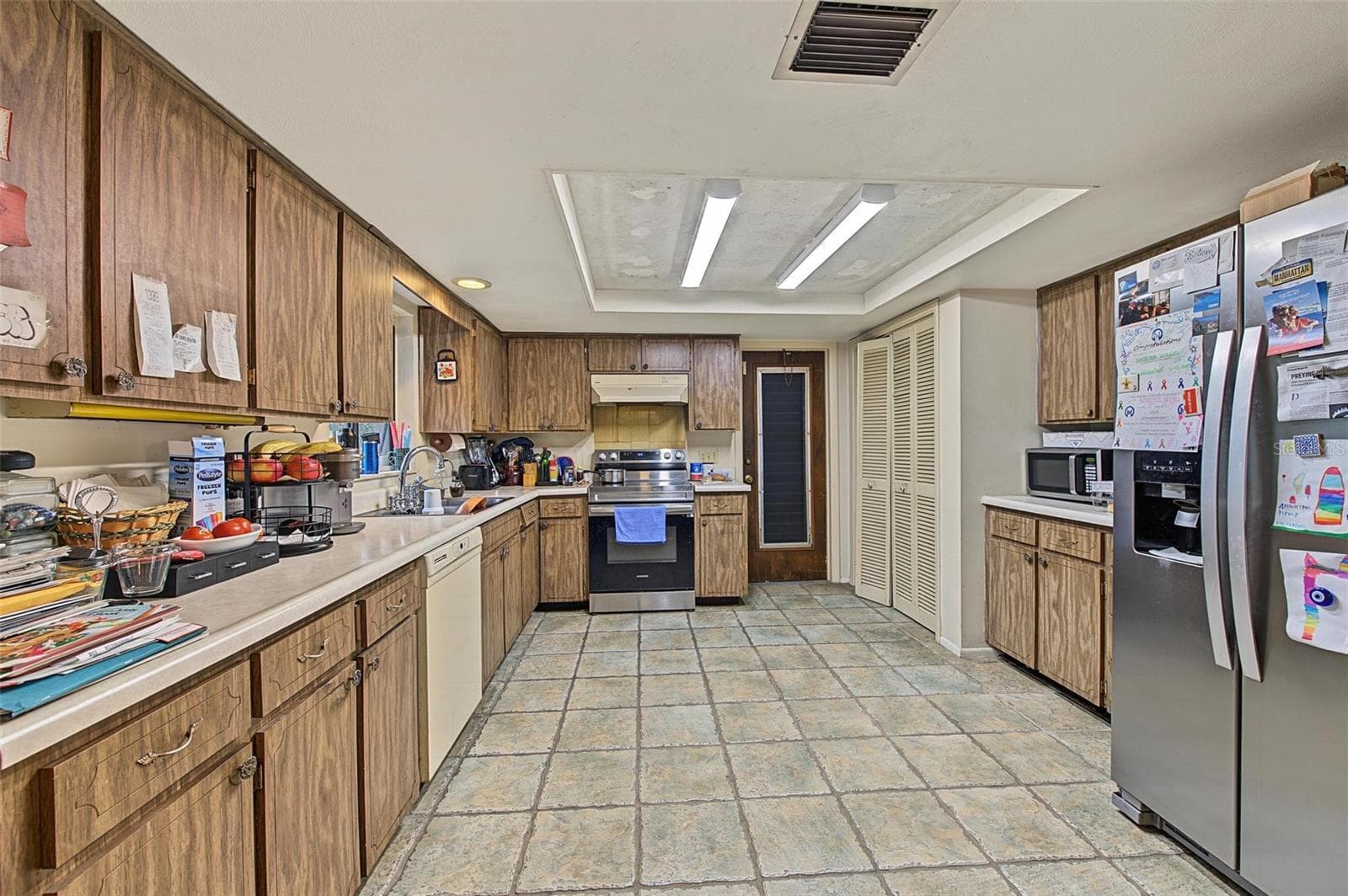 Single Family Residence at 7916 SLATE CT, NEW PORT RICHEY, photo 16 of 47