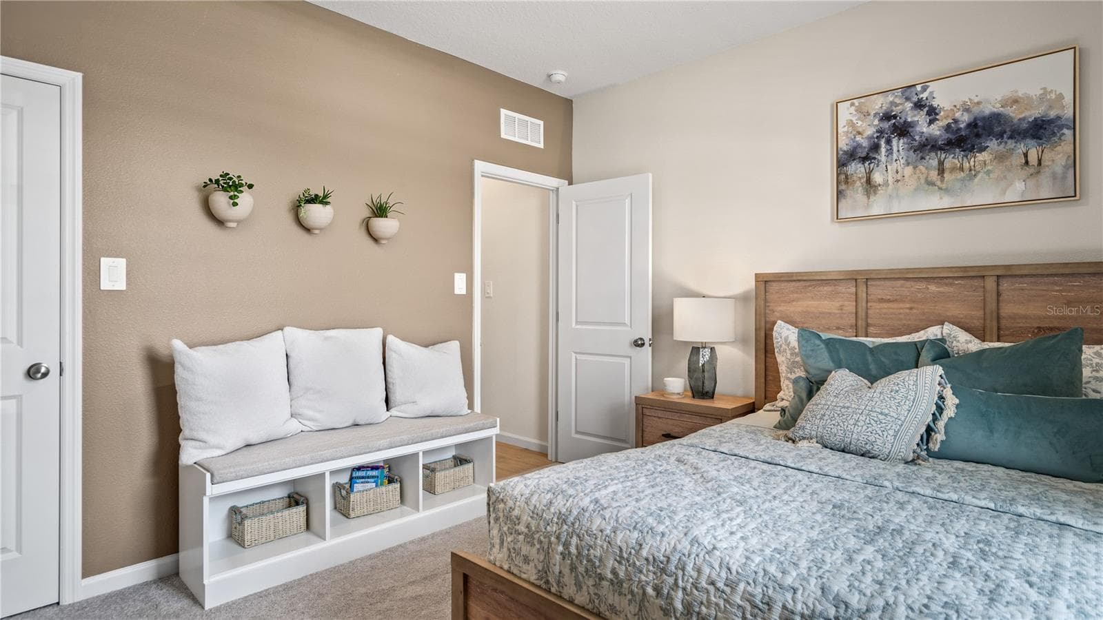 Single Family Residence at 4596 CORAL HARBOUR RD, KISSIMMEE, photo 11 of 39