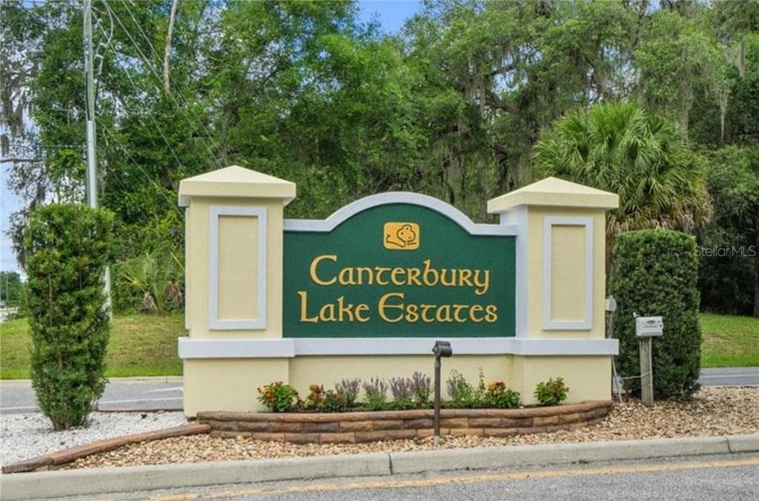 Single Family Residence at 3153 N Chandler DR, HERNANDO FL 34442, photo 5 of 65