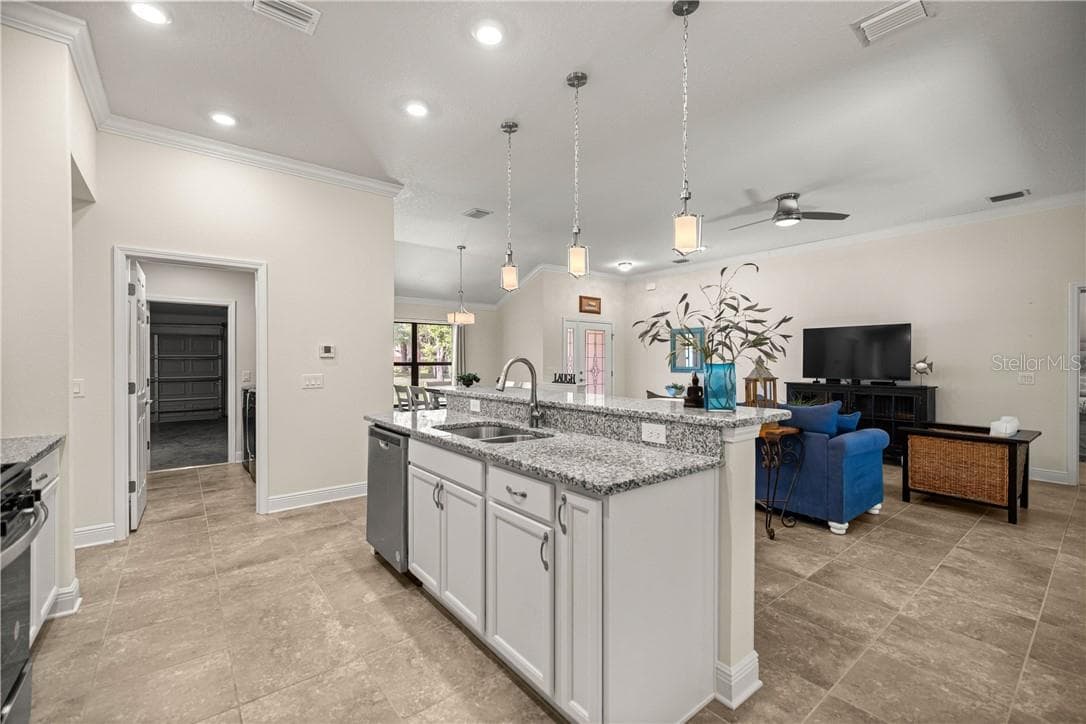 Single Family Residence at 3153 N Chandler DR, HERNANDO FL 34442, photo 11 of 65