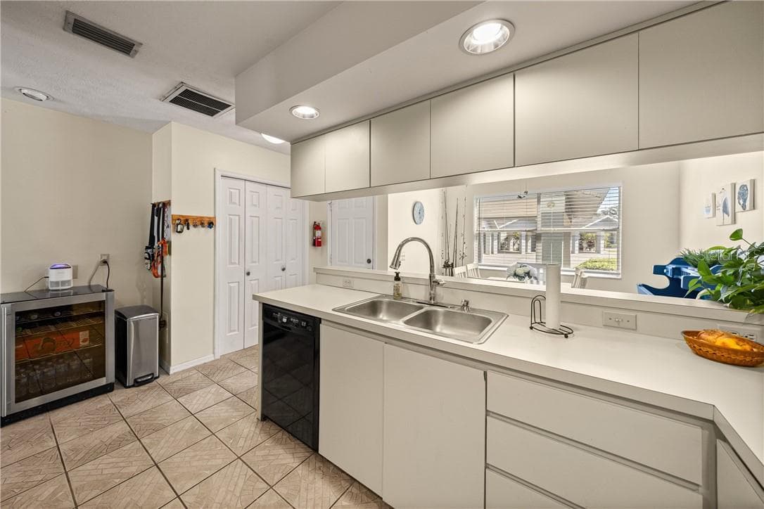 Condominium at 11043 W Harbor Watch LOOP, CRYSTALRIVER FL 34428, Crystal River, photo 12 of 69