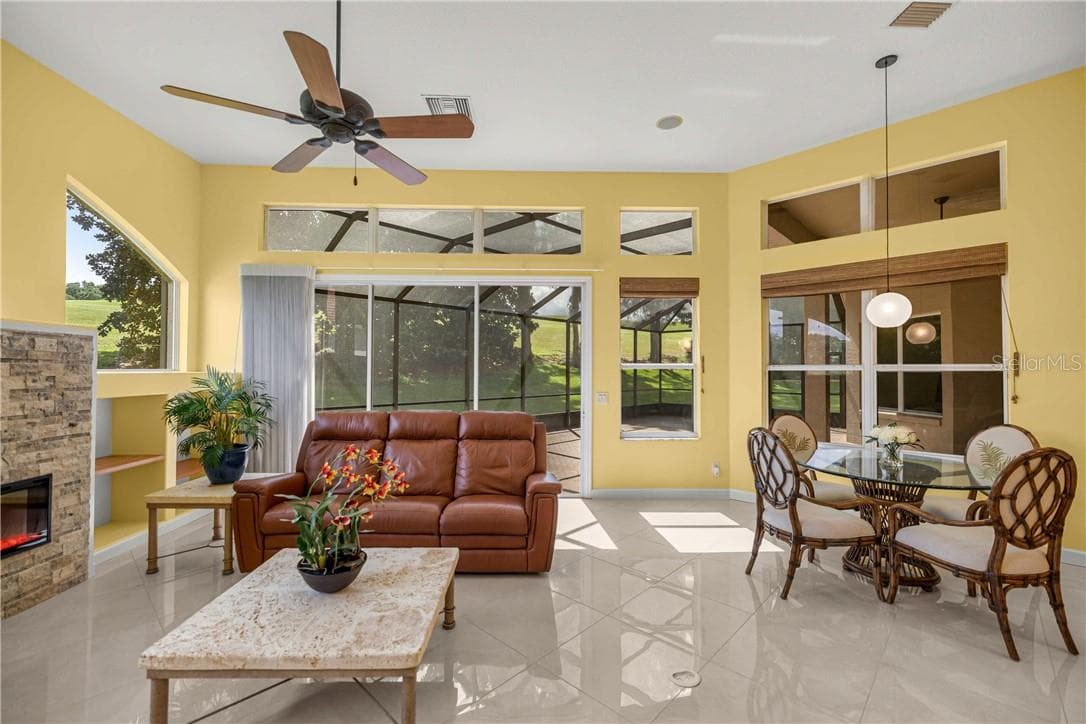 Single Family Residence at 1861 N Eagle Chase DR, HERNANDO FL 34442, photo 15 of 97