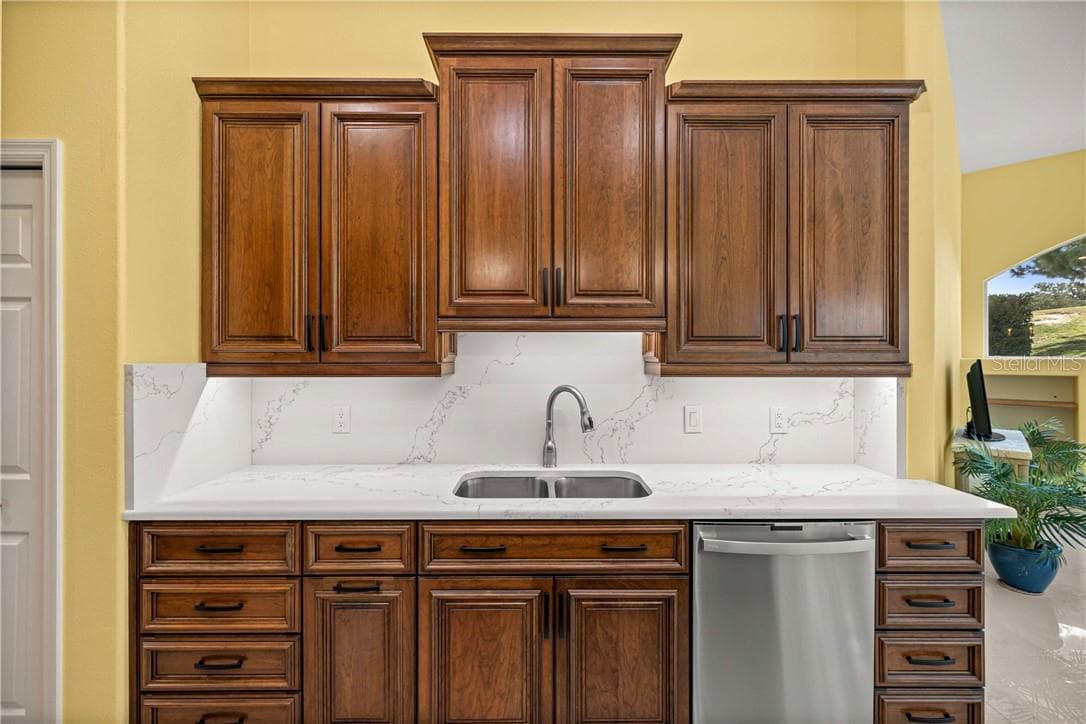 Single Family Residence at 1861 N Eagle Chase DR, HERNANDO FL 34442, photo 22 of 97