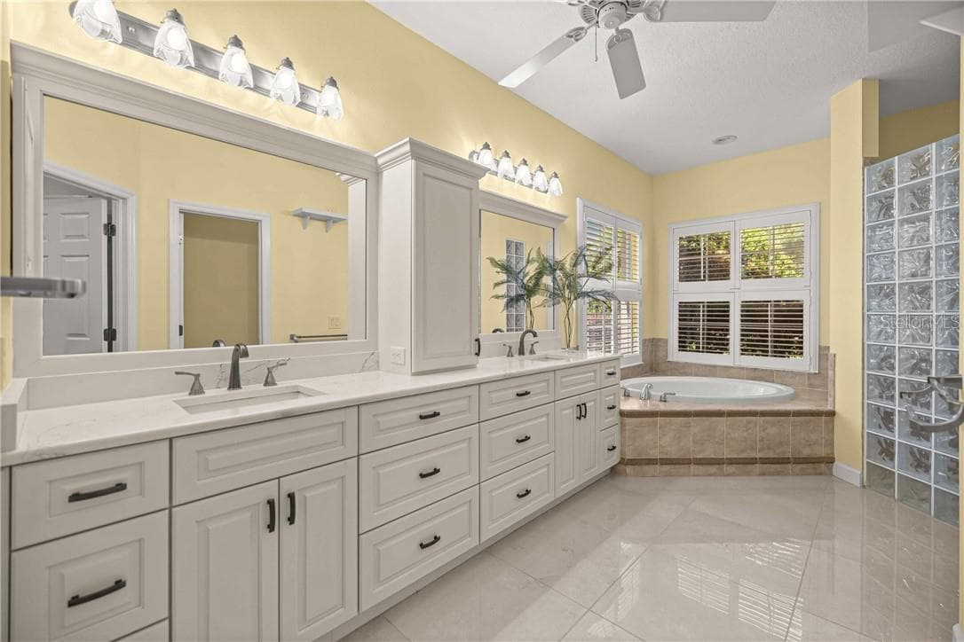 Single Family Residence at 1861 N Eagle Chase DR, HERNANDO FL 34442, photo 42 of 97