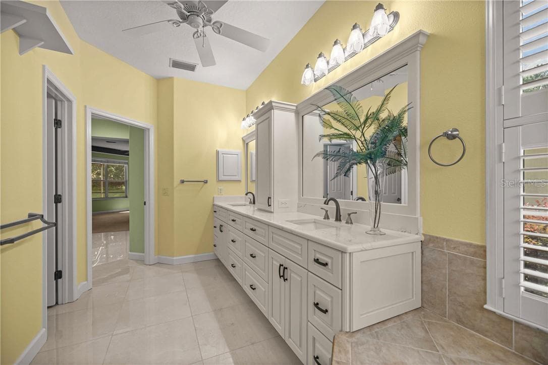 Single Family Residence at 1861 N Eagle Chase DR, HERNANDO FL 34442, photo 45 of 97