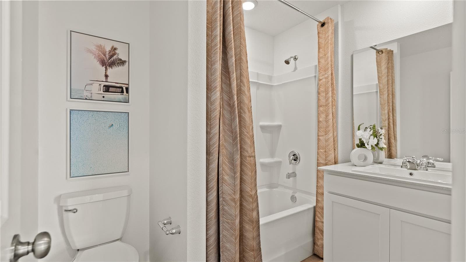 Single Family Residence at 2223 JENNIO DR, HAINES CITY, photo 6 of 21