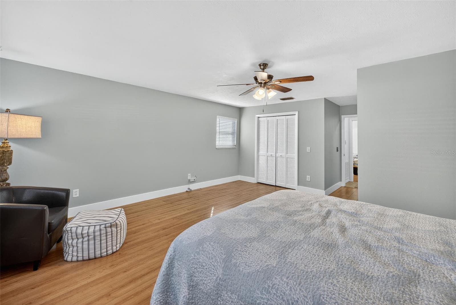 Single Family Residence at 1004 MANDALAY DR, BRANDON, photo 25 of 32