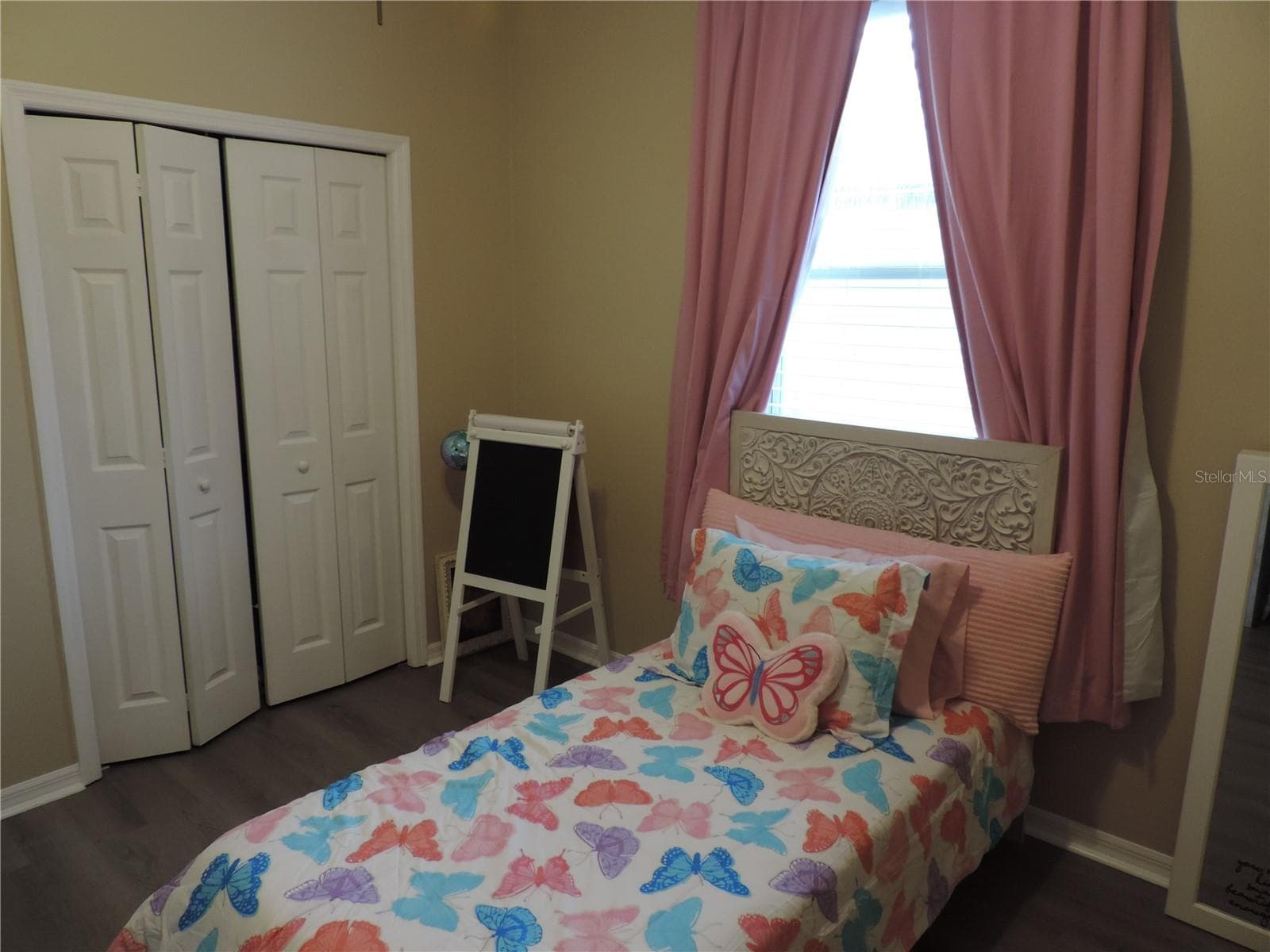 2nd bedroom - 5070 LAYTON DR, VENICE