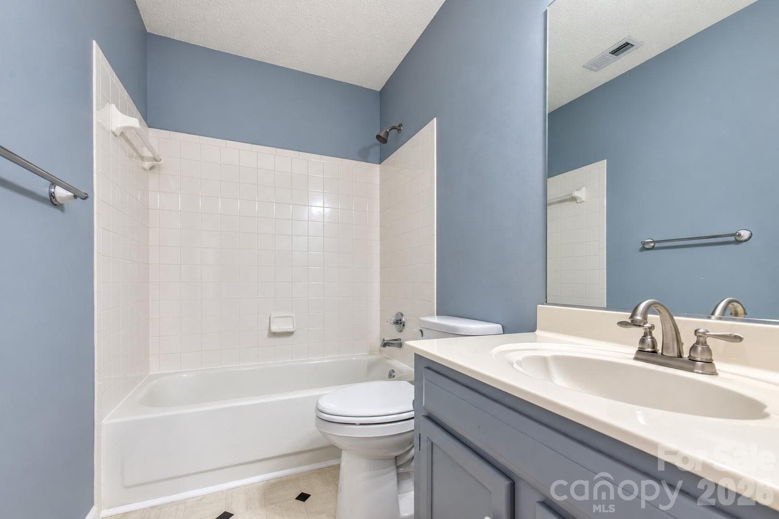 Single Family Residence at 1089 Weddington Woods Street NW, Concord, photo 12 of 15
