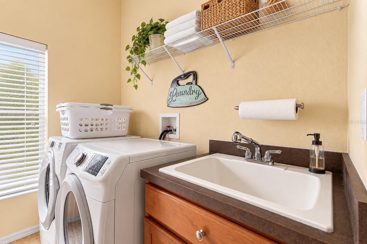 Laundry room - 1486 ALAMEDA DR, SPRING HILL