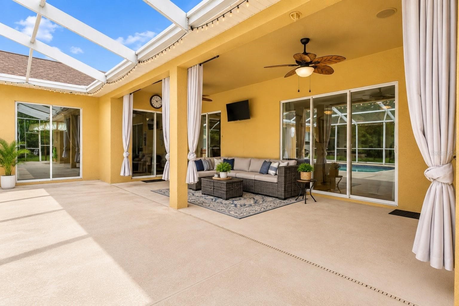 Covered lanai - 1486 ALAMEDA DR, SPRING HILL