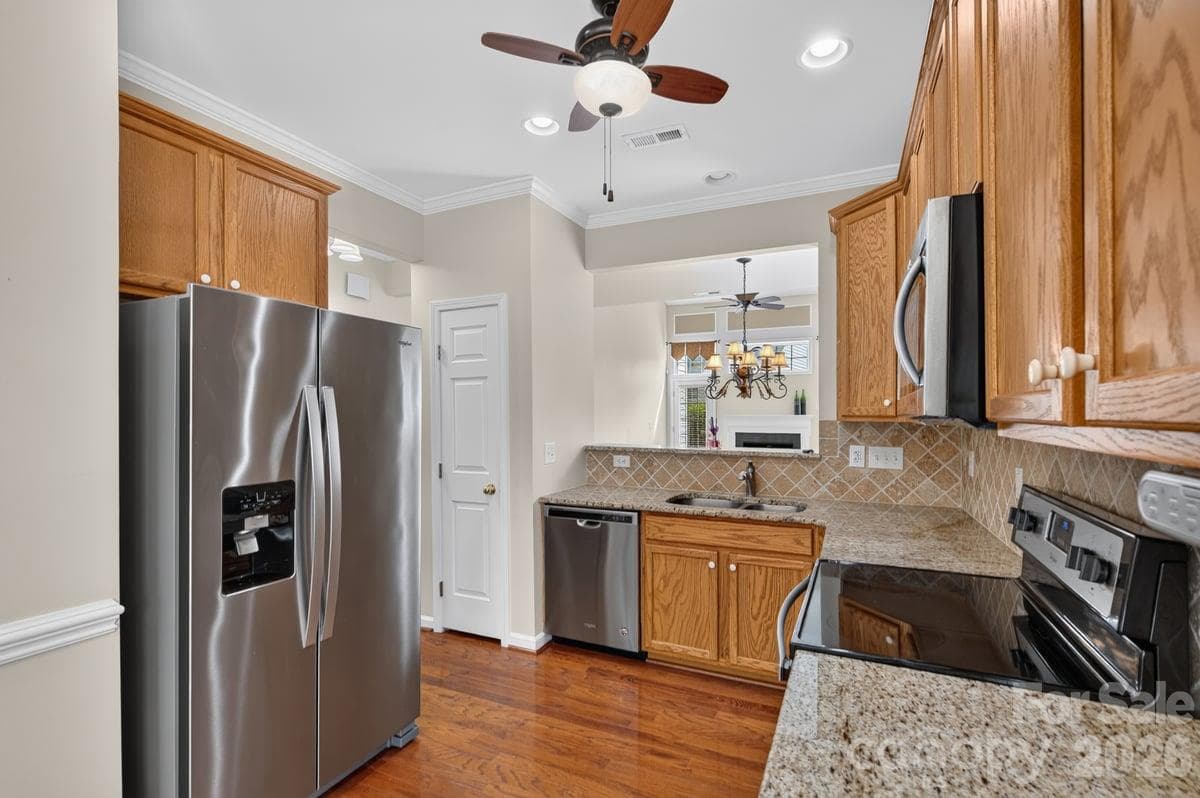 Townhouse at 621 Colbert Way, Fort Mill, photo 7 of 39